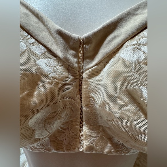 Wacoal Awareness Full Figure Seamless Wire Free Bra Sand 38D - Picture 7 of 10